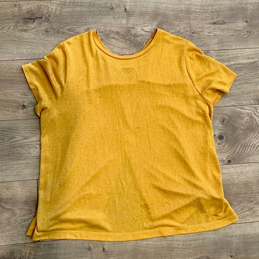 Universal Thread Top